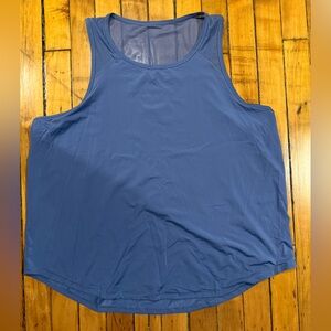 Offline by Aerie tank - like new!
